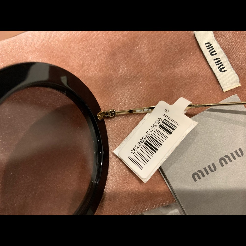 100% Authantic Miu Miu Round Sunglasses (FINAL PRICE) - Picture 7 of 11